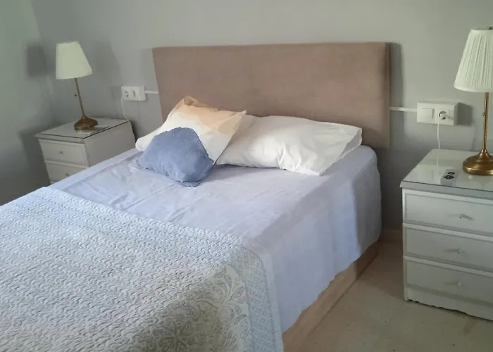 Torremolinos Alquilo Habitacion Con Bano Compartido Y Cocina Compartida