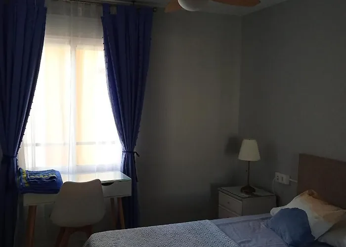 Alquilo Habitaciones Con Bano Y Cocina Compartida